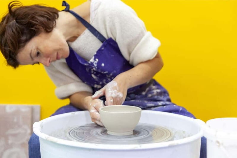 Paris: Introduction to ceramic pottery wheel throwing - What to Expect from the Pottery Wheel Throwing Workshop in Paris