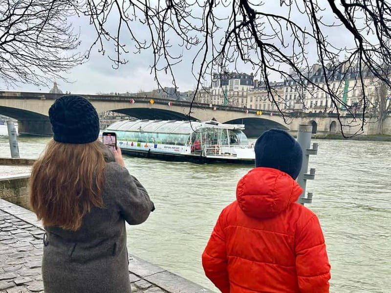 Paris: Investigation Cruise, a fun treasure hunt (in French) - Authentic Insights from Reviews and Experience