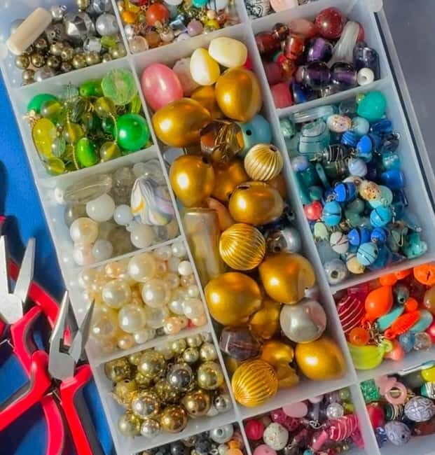 Paris: Jewelry Making Upcycling Workshop - Who Should Consider This Experience?