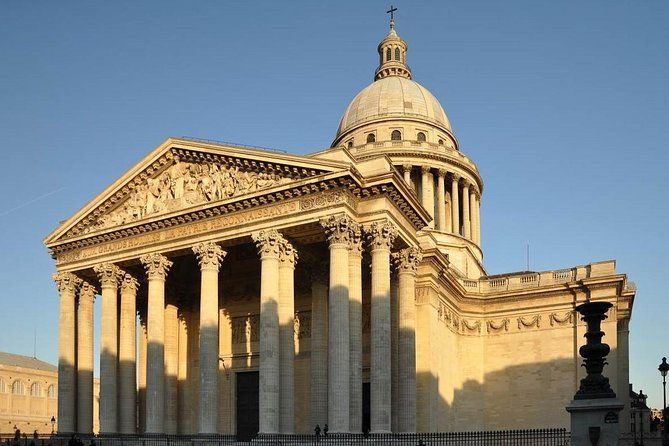paris-latin-quarter-left-bank-history-walk-small-group-tour