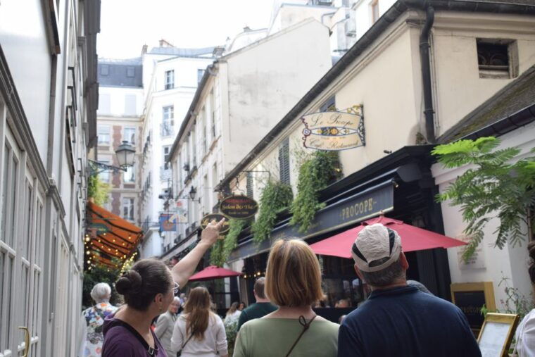 paris-latin-quarter-st-germain-walking-tour-with-cruise-op