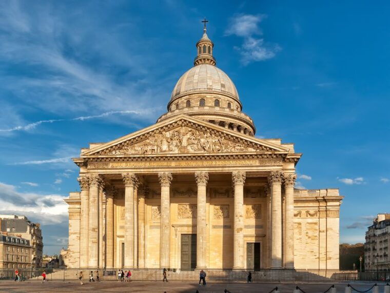 paris-latin-quarter-walking-tour-with-local-guide