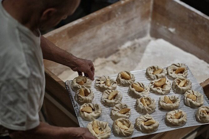 paris-left-bank-food-wine-tour-with-eating-europe