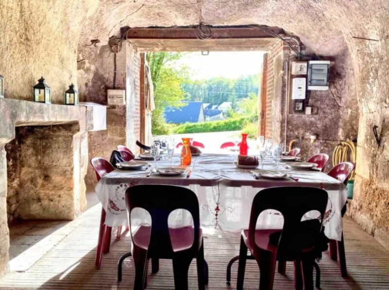 paris-loire-valley-chambord-castle-wine-tasting-lunch