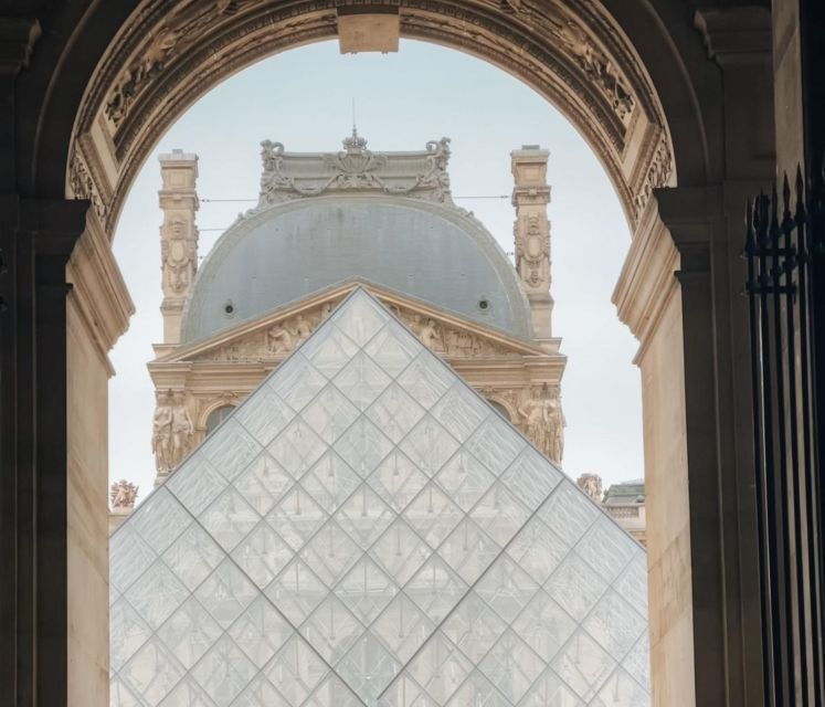 paris-louvre-mona-lisa-discovery-guided-tour-with-ticket