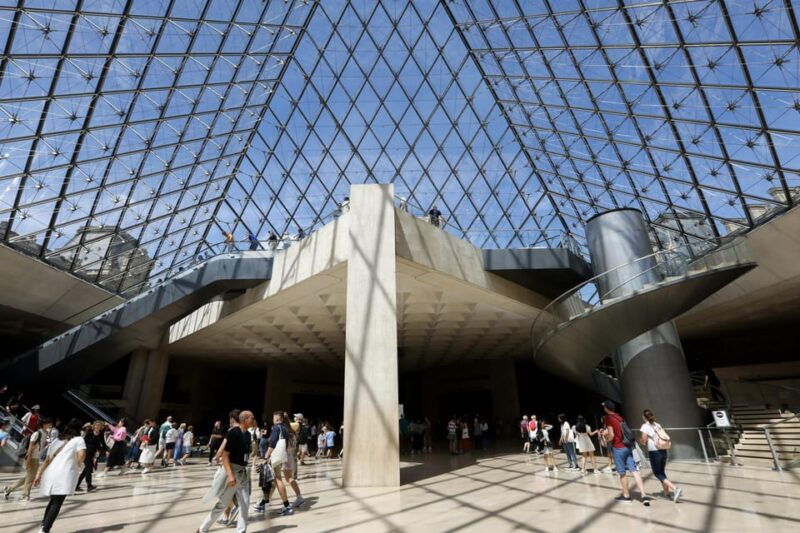 paris-louvre-museum-entry-ticket-with-guided-tour