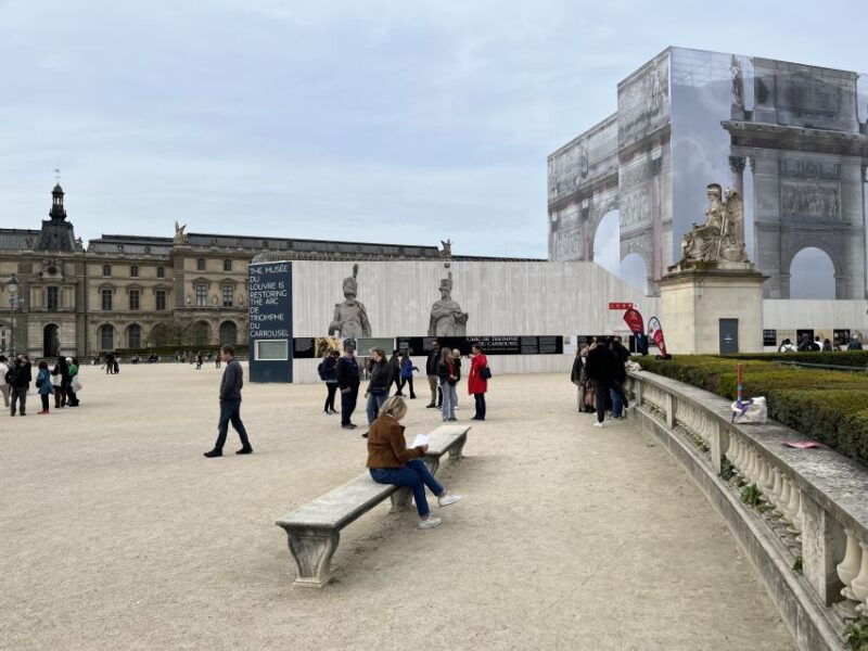 paris-louvre-museum-guided-tour