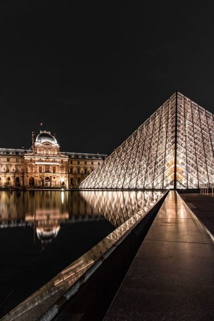 paris-louvre-museum-highlights-and-lgbtq-history-tour
