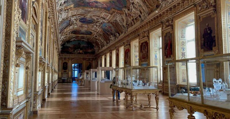 paris-louvre-museum-private-guided-tour