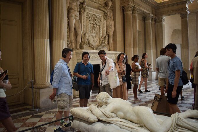 paris-louvre-museum-private-guided-tour-with-pre-reserved-tickets