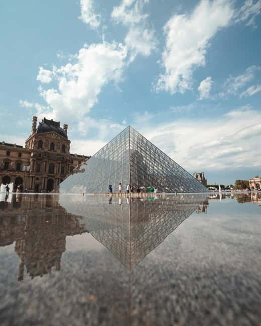 Paris: Louvre Museum Semi Private Guided Tour + Entry Ticket - Discover the Louvre on a Private Guided Tour — An Experience Worth Remembering