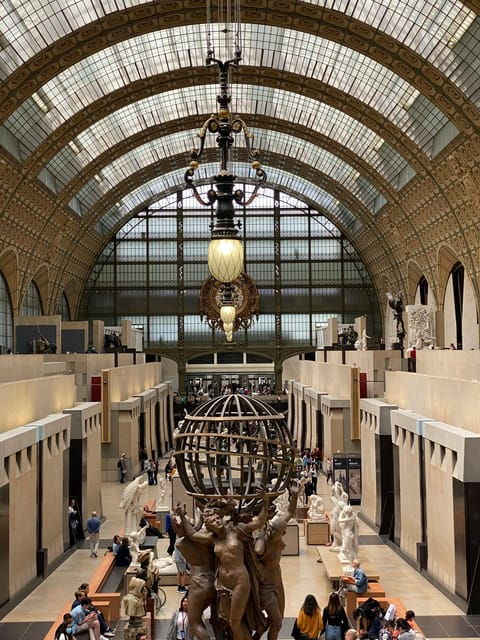 paris-louvre-orsay-museums-private-tour-reserved-entry