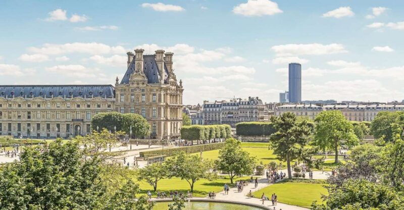 paris-louvre-private-family-tour-for-kids-reserved-entry