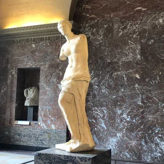 paris-louvre-private-treasure-hunt-for-families-or-groups