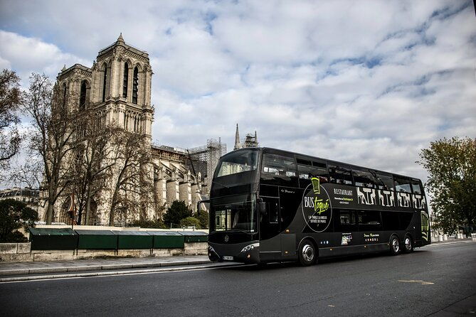 paris-lunch-bus-toque-with-champagne-from-champs-elysees