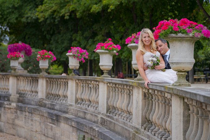 paris-luxembourg-garden-wedding-vows-renewal-ceremony-with-photo-shoot