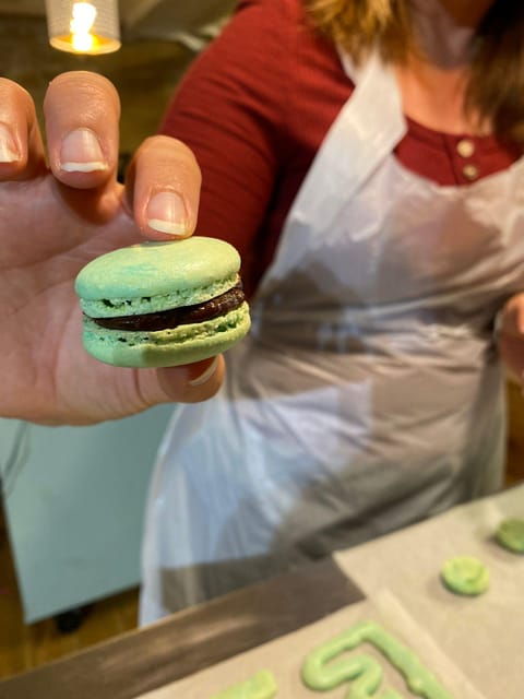 paris-macaron-baking-class-for-families-and-kids