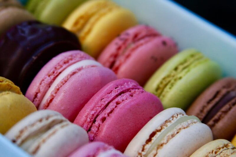 paris-macaron-baking-class