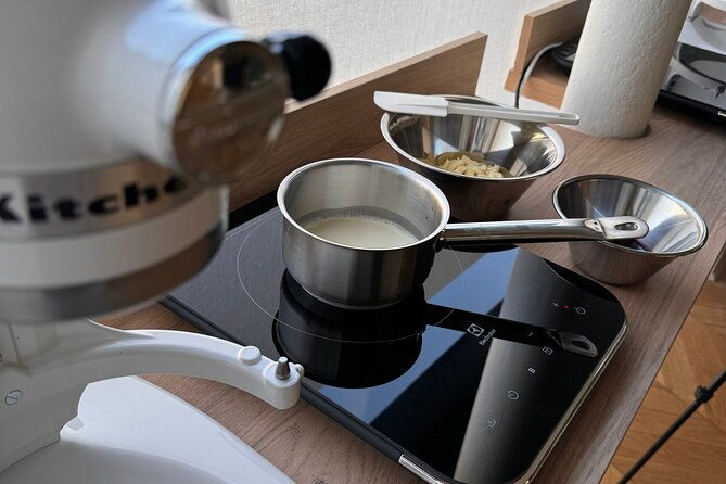 paris-macaron-baking-class-with-a-chef-patissier