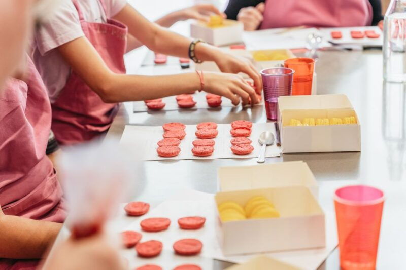 paris-macarons-cooking-class-with-patisserie-chef-noemie