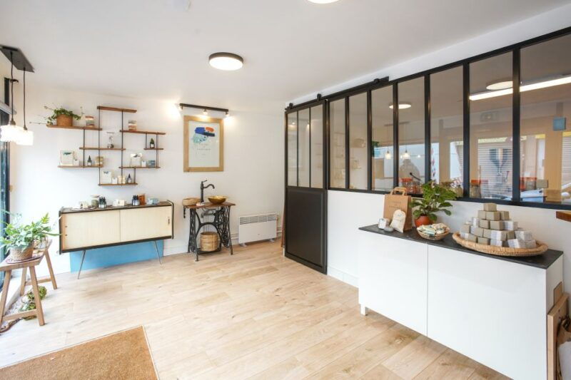 paris-make-your-own-soap-in-a-french-workshop