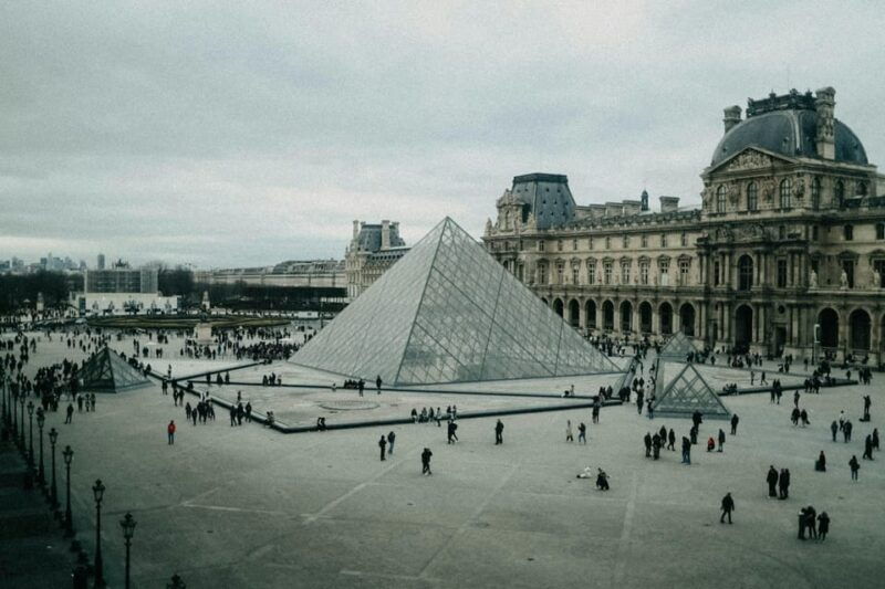 paris-mona-lisa-and-louvre-highlights-tour-semi-private
