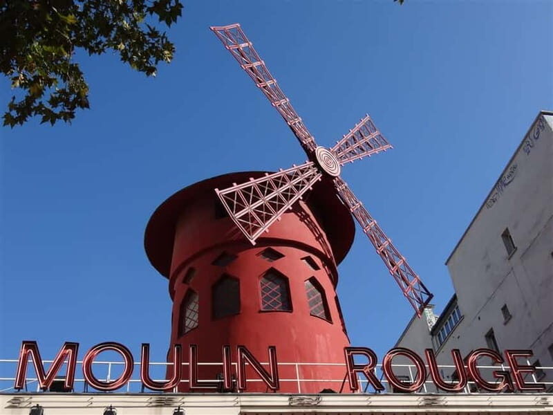Paris Montmartre: 2-Hour City Tour in German - What’s Included and What’s Not