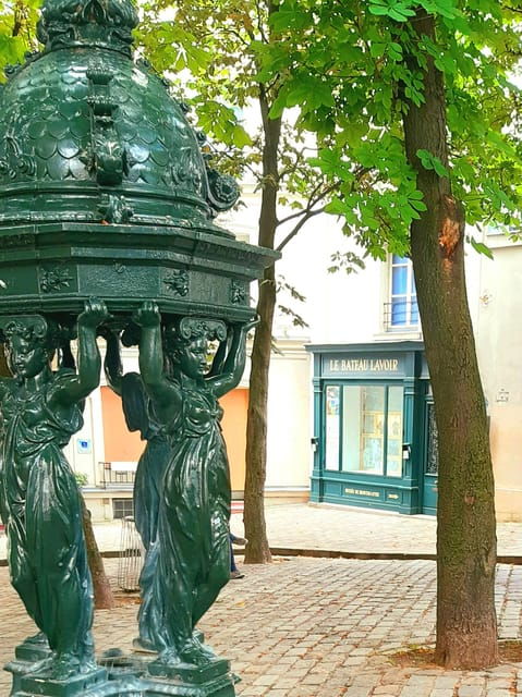 paris-montmartre-drawing-tour-with-a-local-artist