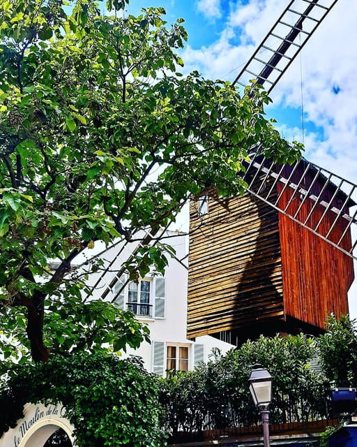 paris-montmartre-drawing-tour-with-a-local-artist