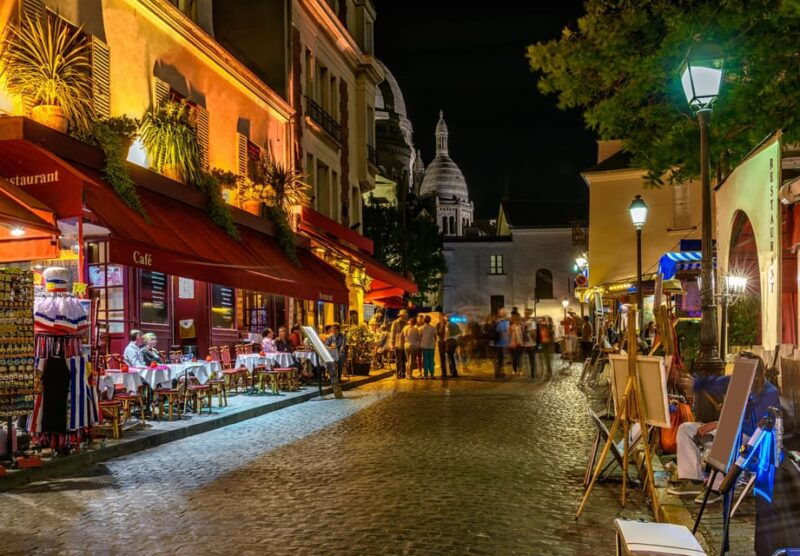 paris-montmartre-guided-tour-at-night-limited-tour-series