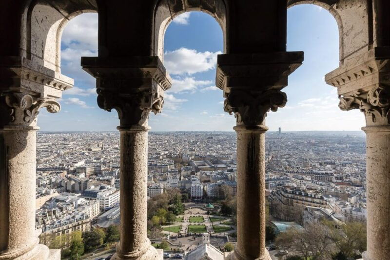 paris-montmartre-guided-walking-tour-with-sacre-coeur-view