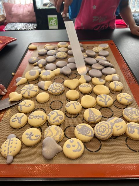 paris-montmartre-macaron-baking-workshop