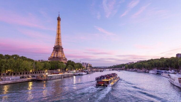 paris-montmartre-private-guided-tour-river-cruise-option