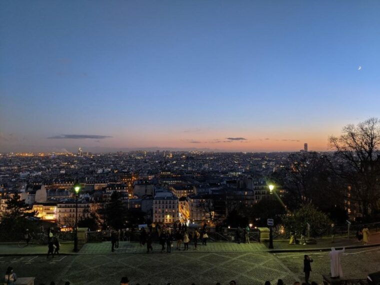 paris-montmartre-sacre-coeur-tiny-group-tour
