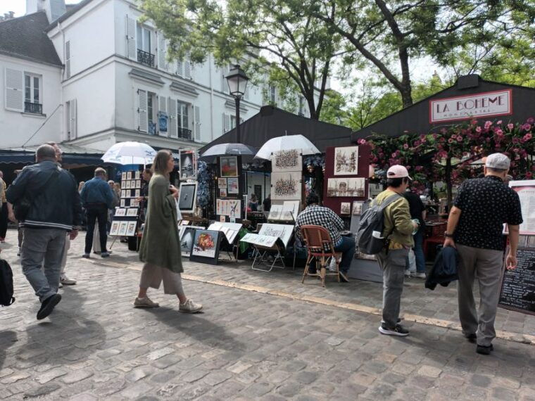 paris-montmartre-small-group-guided-walking-tour