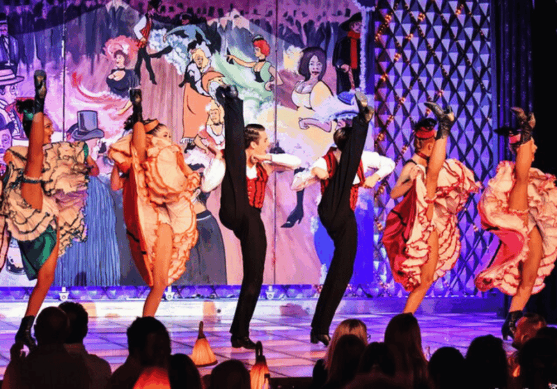 paris-montmartre-tour-dinner-cabaret-show-semi-private