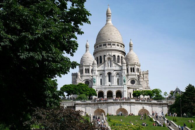 paris-montmartre-walking-tour-art-rebel-legacy-small-group