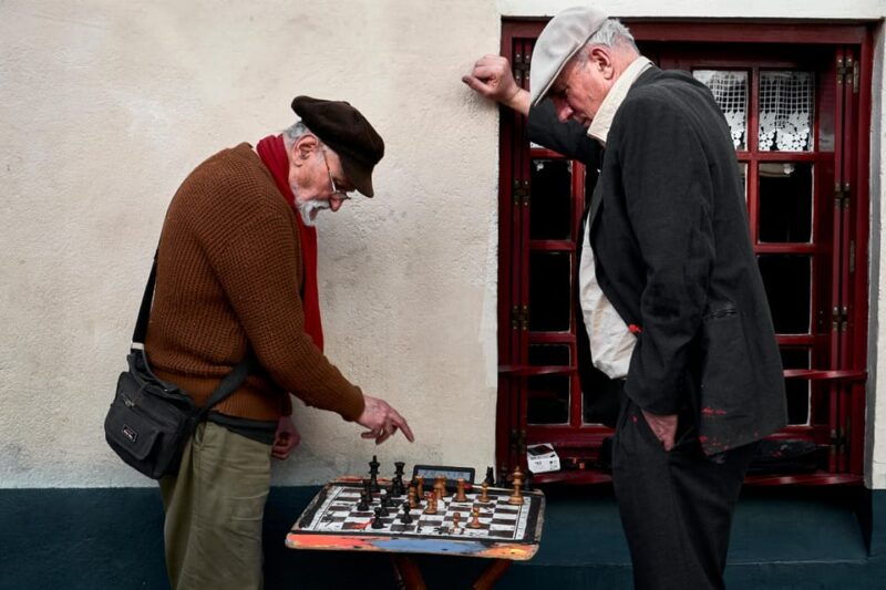 paris-montmartre-walking-tour-with-official-local-guide