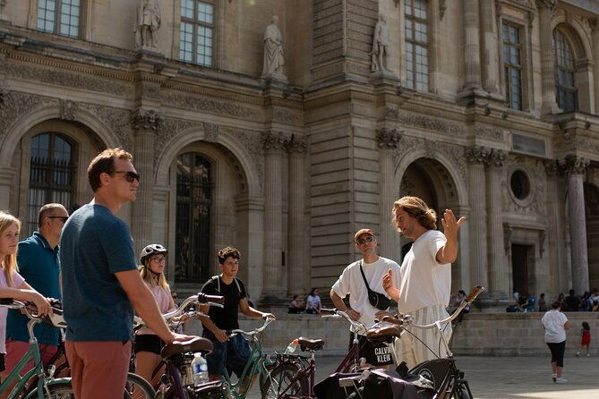 paris-monuments-small-group-bike-tour