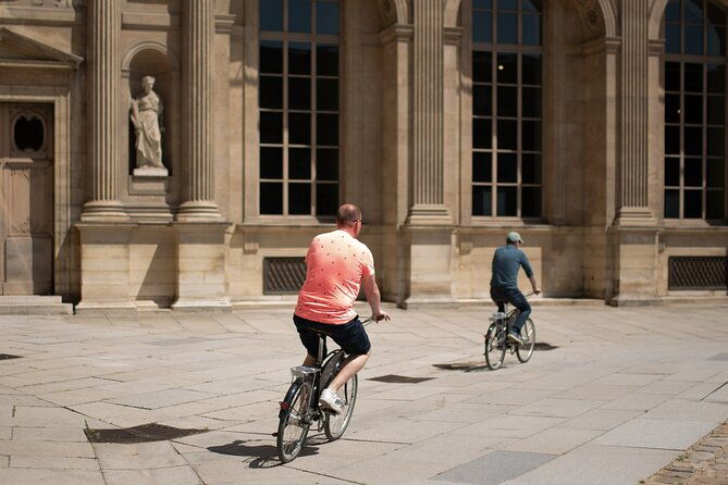paris-monuments-small-group-bike-tour