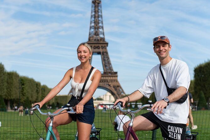 paris-monuments-small-group-bike-tour