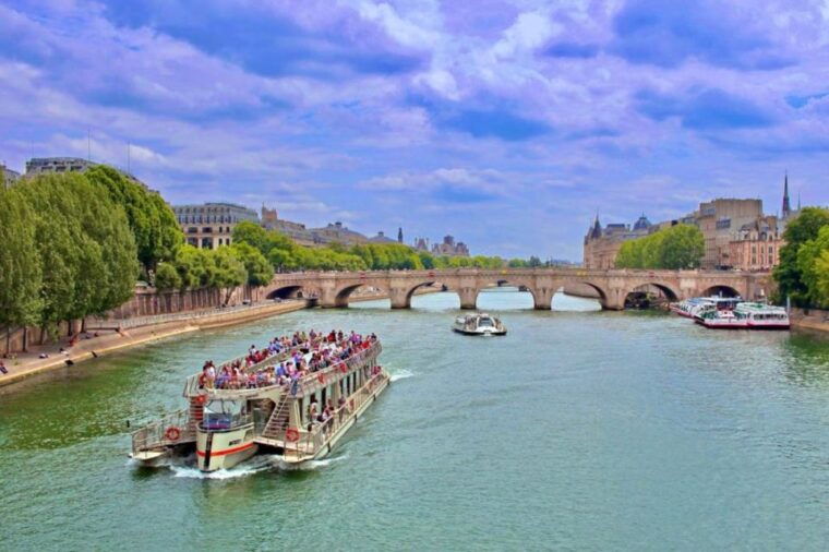 paris-morning-seine-cruise-with-french-breakfast