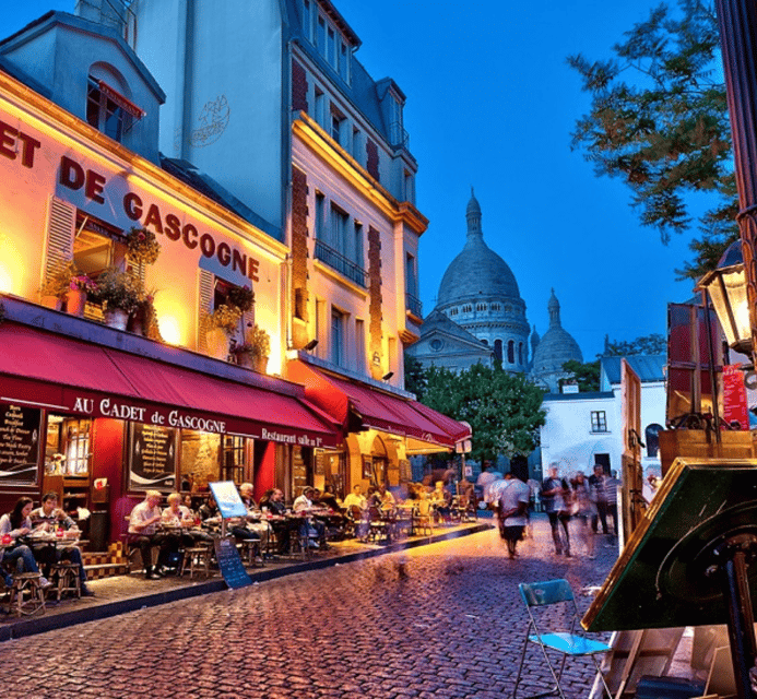 paris-moulin-rouge-and-montmartre-walking-tour-semi-private