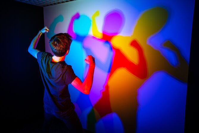 paris-museum-of-illusions-entry-ticket