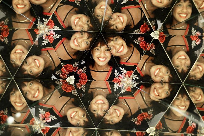 paris-museum-of-illusions-entry-ticket