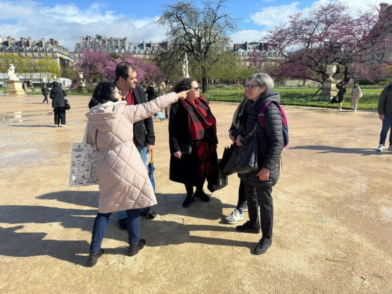 paris-napoleon-walking-tour-with-les-invalides-tomb-entry