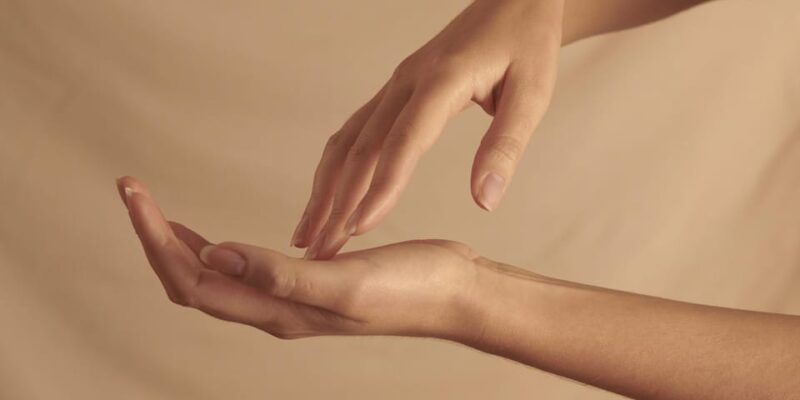 paris-natural-skincare-workshop-about-skin-needs-gestures