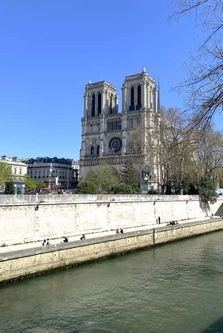 Paris: Notre-Dame Cathedral Exterior Tour - Practical Tips for Visitors