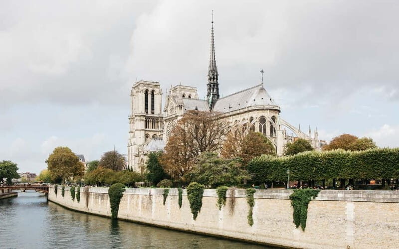 Paris: Notre Dame Exterior Guided Tour with a Small Group - The Practicalities