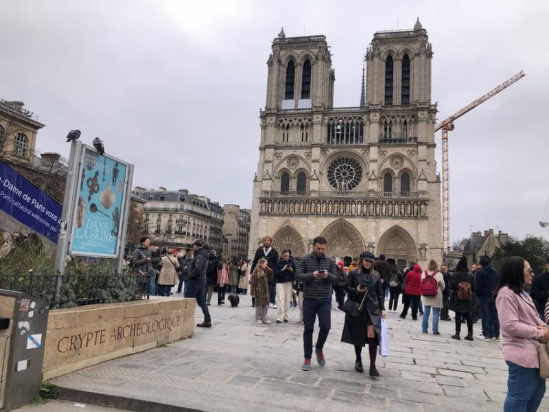 paris-notre-dame-exterior-tour-crypt-access-river-cruise